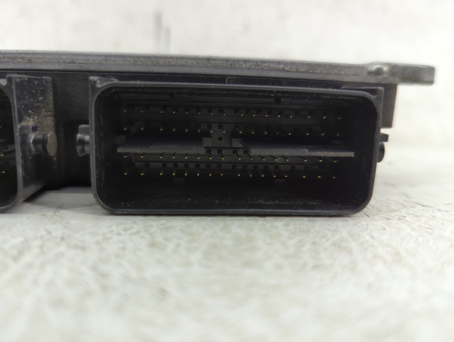 2017 Mitsubishi Outlander PCM Engine Control Computer ECU ECM PCU OEM P/N:1860C990 Fits OEM Used Auto Parts - Oemusedautopar