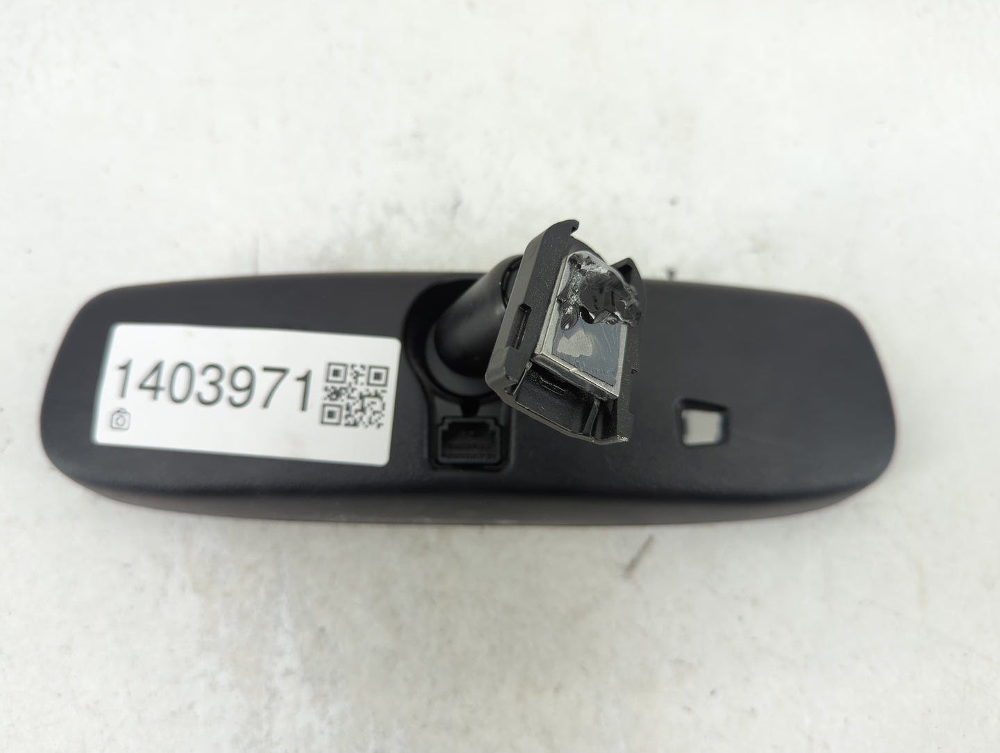2017 Mitsubishi Outlander Interior Rear View Mirror Replacement OEM Fits OEM Used Auto Parts - Oemusedautoparts1.com
