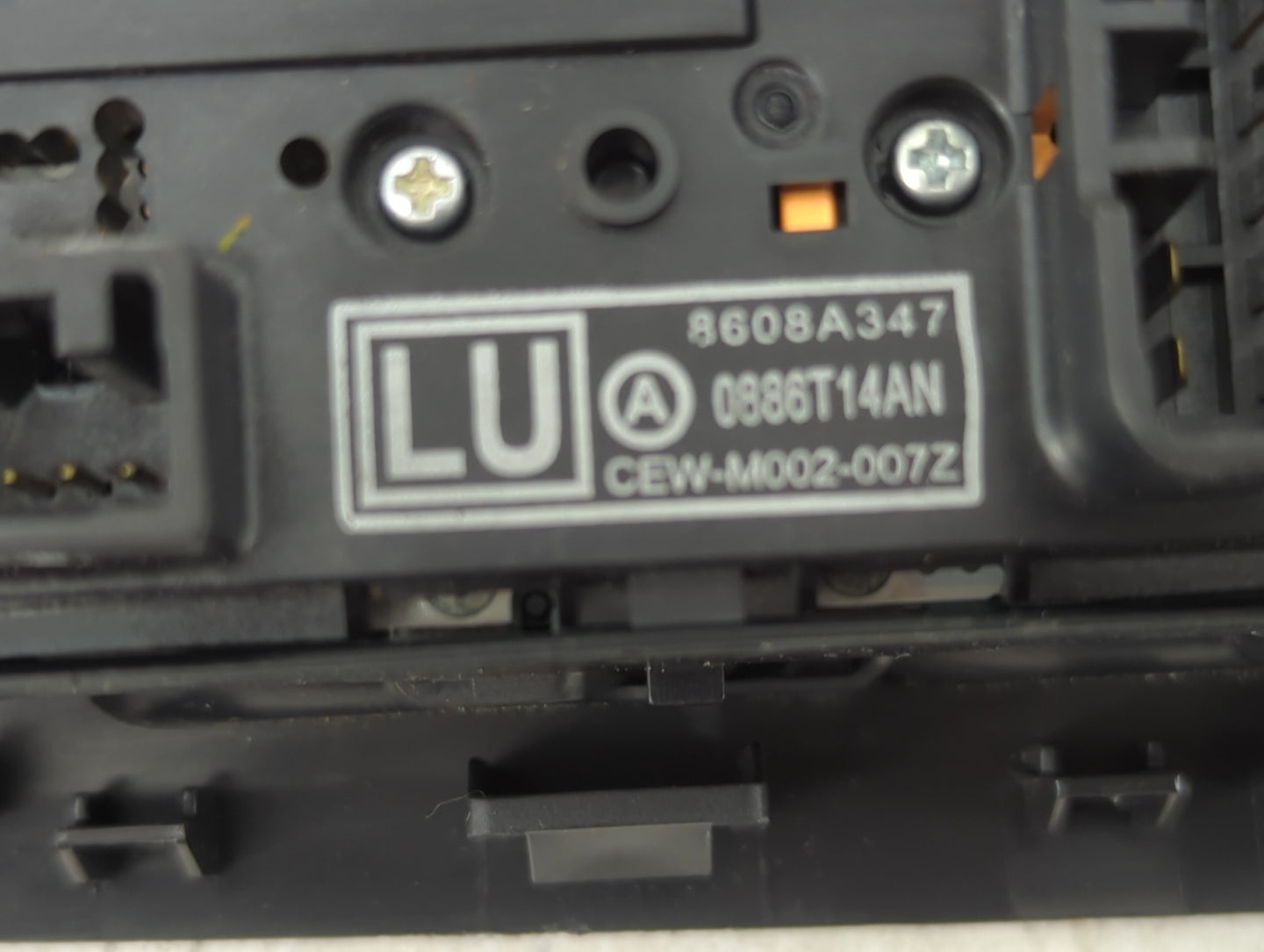 2016 Mitsubishi Outlander Master Power Window Switch Replacement Driver Side Left P/N:8608A347 Fits OEM Used Auto Parts - Oe