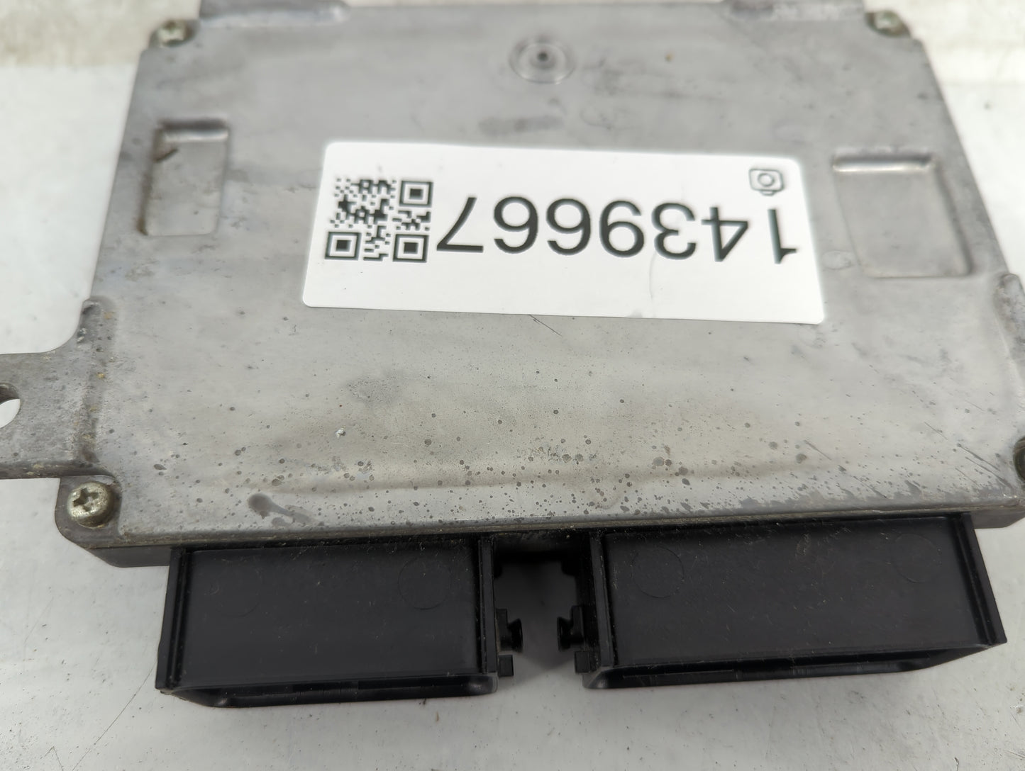 2017 Mitsubishi Outlander PCM Engine Control Computer ECU ECM PCU OEM P/N:1860C990 E6T79684 Fits OEM Used Auto Parts - Oemus