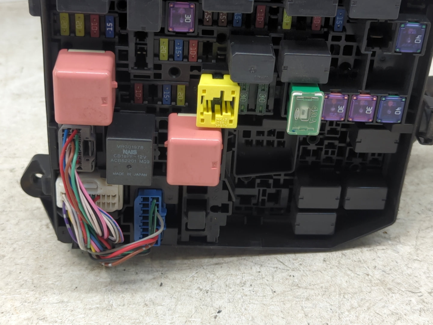 2014-2016 Mitsubishi Outlander Fusebox Fuse Box Panel Relay Module P/N:MP301978 CB1BPF-12V, ACB62201, M09 Fits Fits 2014 201