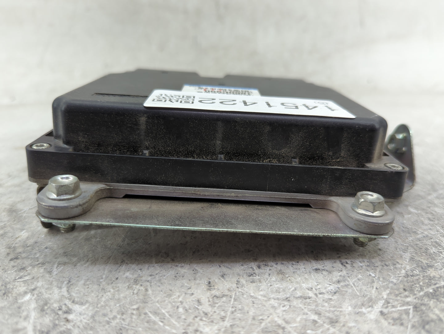 2017 Mitsubishi Outlander PCM Engine Control Computer ECU ECM PCU OEM P/N:1860C990 E6T79684 Fits OEM Used Auto Parts - Oemus