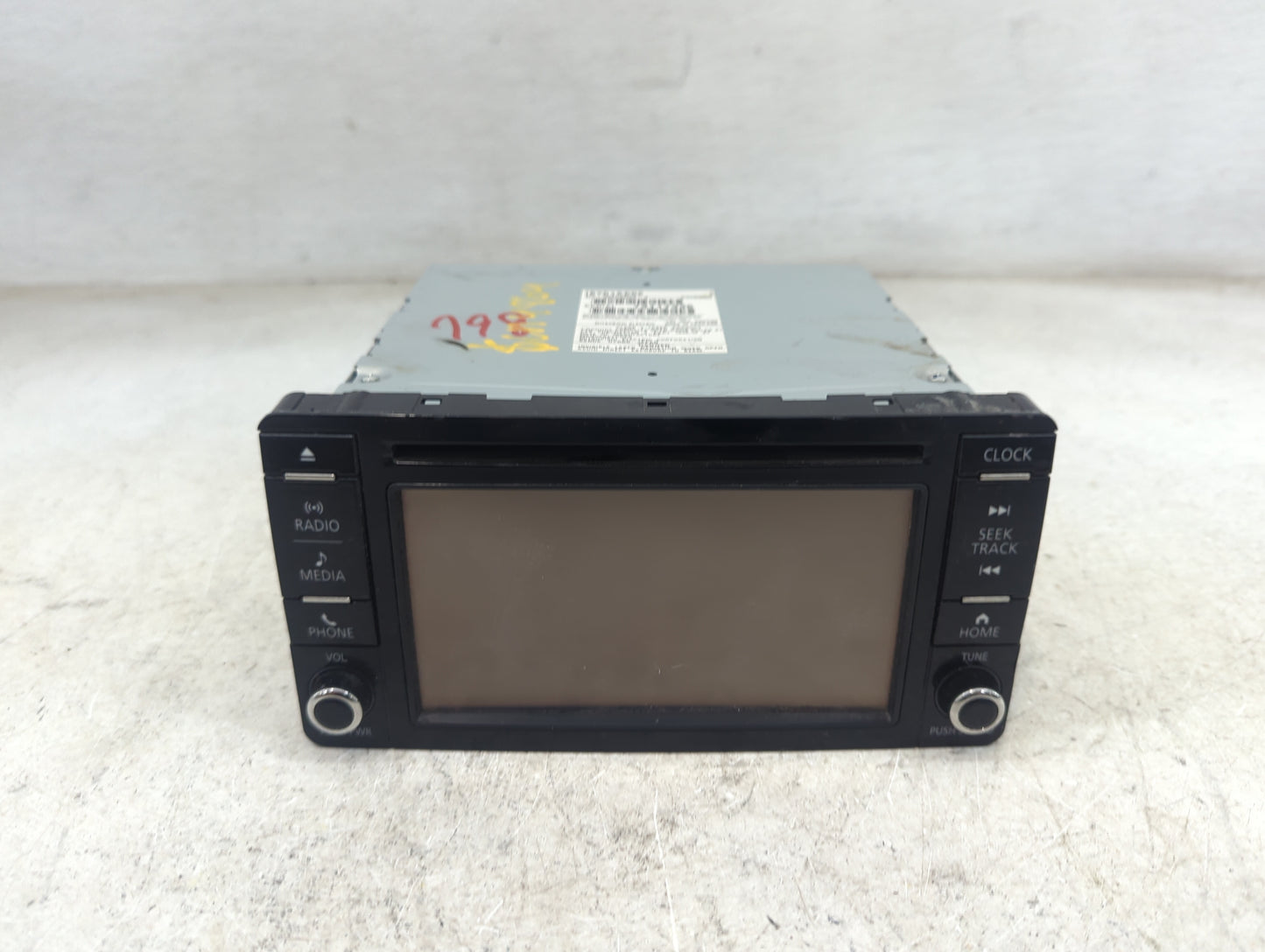 2017 Mitsubishi Outlander Radio AM FM Cd Player Receiver Replacement P/N:8701A692 DY-5MU6R69-T Fits OEM Used Auto Parts - Oe