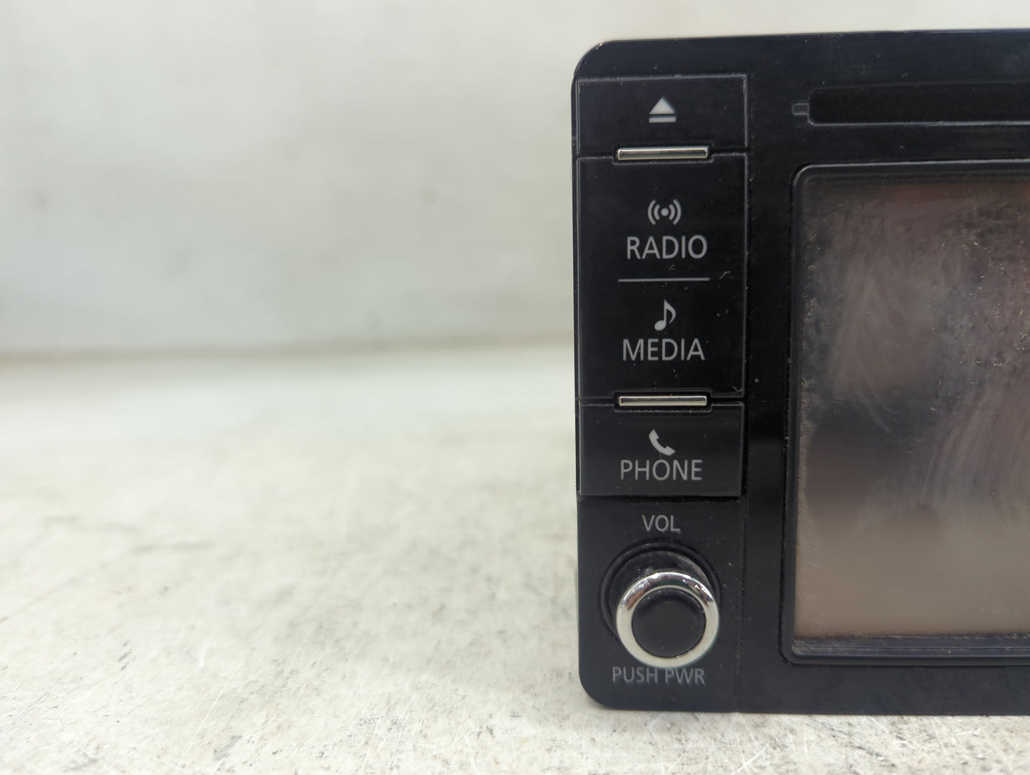 2017 Mitsubishi Outlander Radio AM FM Cd Player Receiver Replacement P/N:8701A692 DY-5MU6R69-T Fits OEM Used Auto Parts - Oe