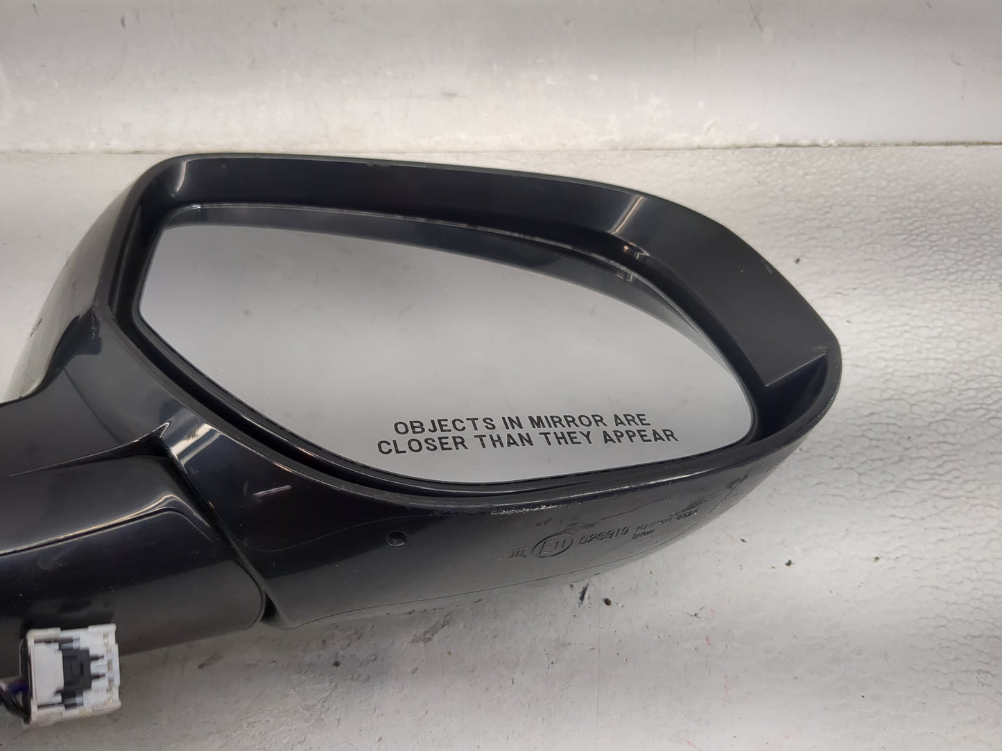 2017 Mitsubishi Outlander Passenger Side View Mirror - Right Door Mirror OEM Used - Oemusedautoparts1.com