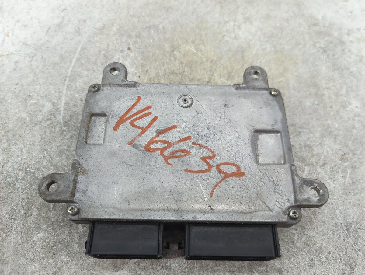 2017 Mitsubishi Outlander PCM Engine Control Computer ECU ECM PCU OEM P/N:1860C990 E6T79684 Fits OEM Used Auto Parts - Oemus