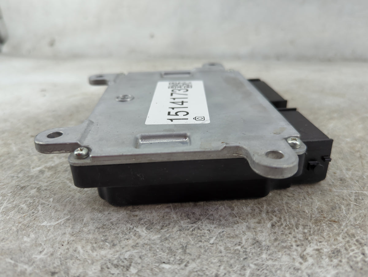 2017 Mitsubishi Outlander PCM Engine Control Computer ECU ECM PCU OEM P/N:1860C990 E6T79684 Fits OEM Used Auto Parts - Oemus