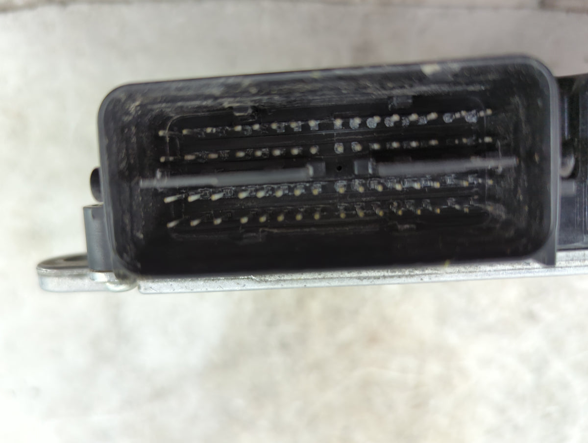 2017 Mitsubishi Outlander PCM Engine Control Computer ECU ECM PCU OEM P/N:1860C990 E6T79684 Fits OEM Used Auto Parts - Oemus
