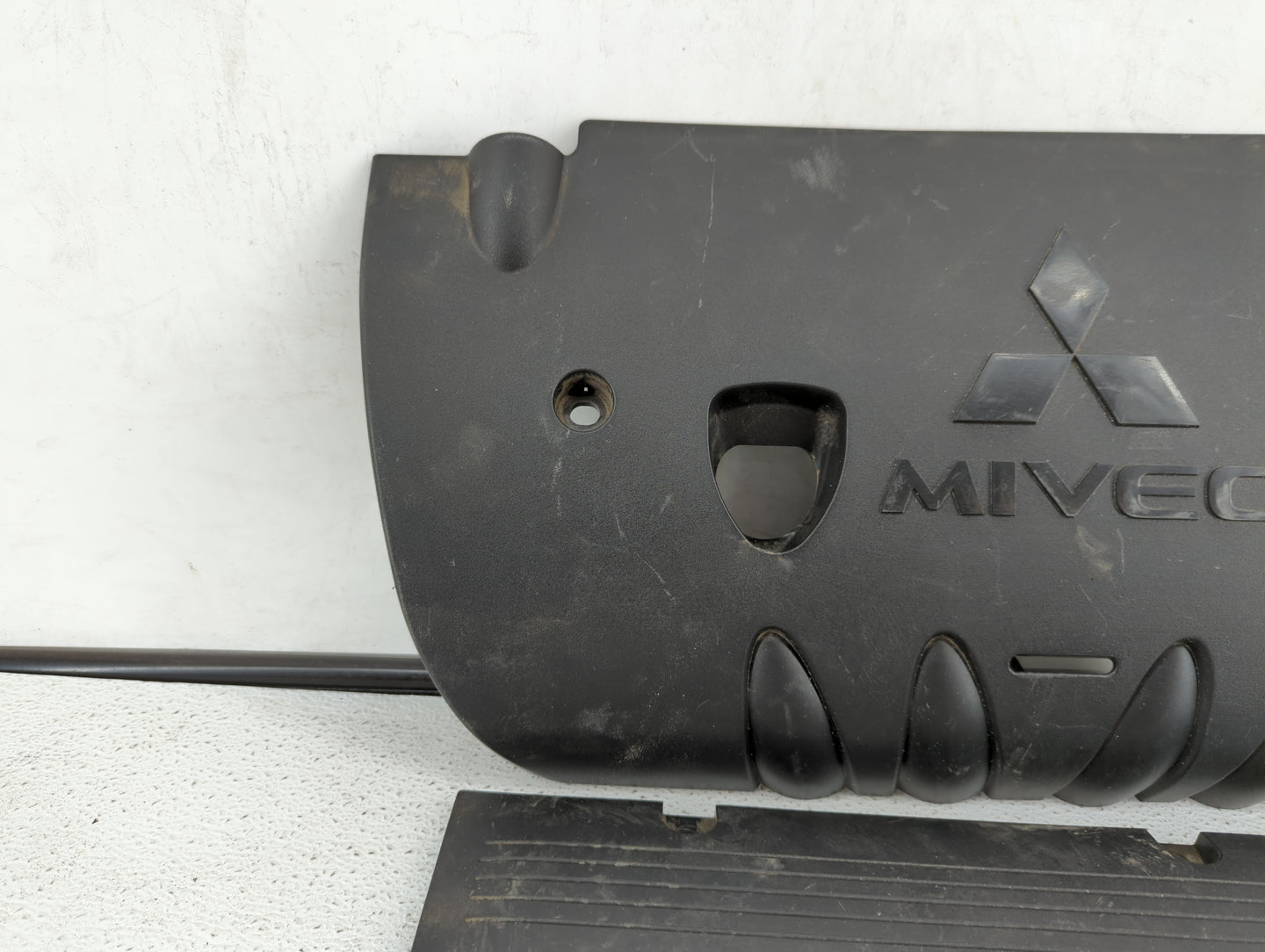 2017 Mitsubishi Outlander Engine Cover - Oemusedautoparts1.com