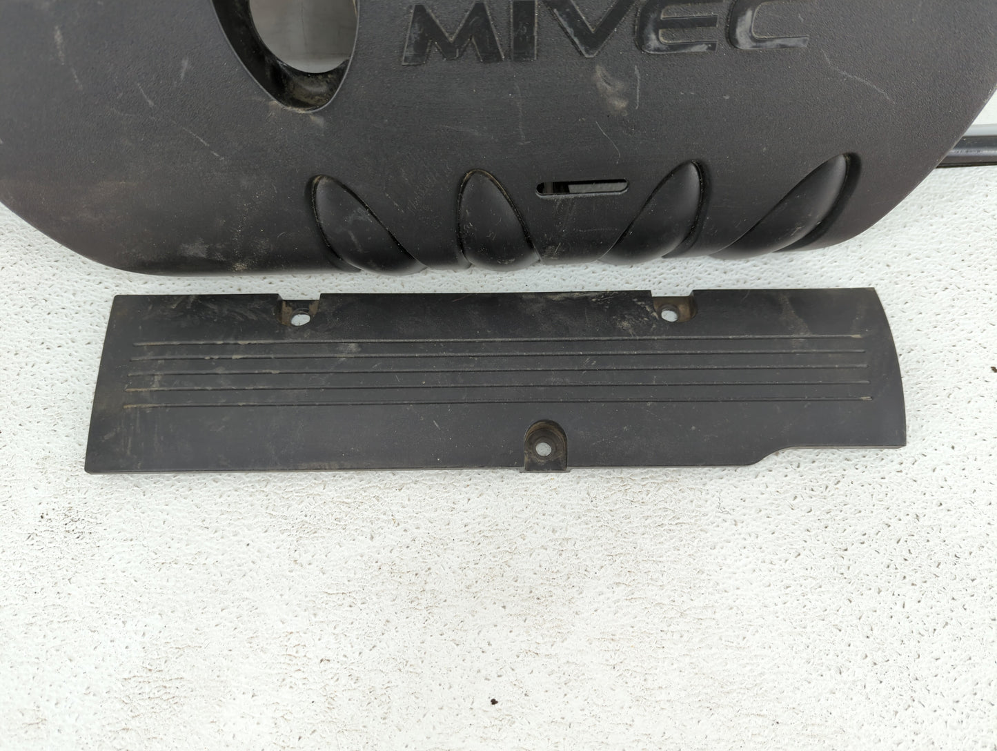 2017 Mitsubishi Outlander Engine Cover - Oemusedautoparts1.com