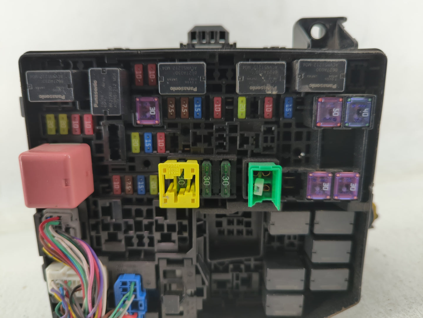 2014-2016 Mitsubishi Outlander Fusebox Fuse Box Panel Relay Module Fits Fits 2014 2015 2016 OEM Used Auto Parts - Oemusedaut