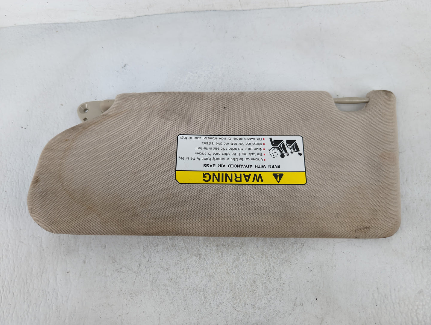 2017 Mitsubishi Outlander Sun Visor Shade Replacement Passenger Right Mirror Fits OEM Used Auto Parts - Oemusedautoparts1.co
