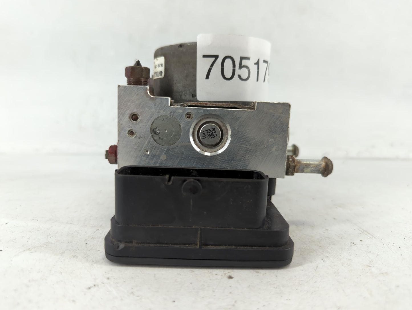 2017 Mitsubishi Outlander ABS Pump Control Module Replacement P/N:4670B231 Fits OEM Used Auto Parts - Oemusedautoparts1.com