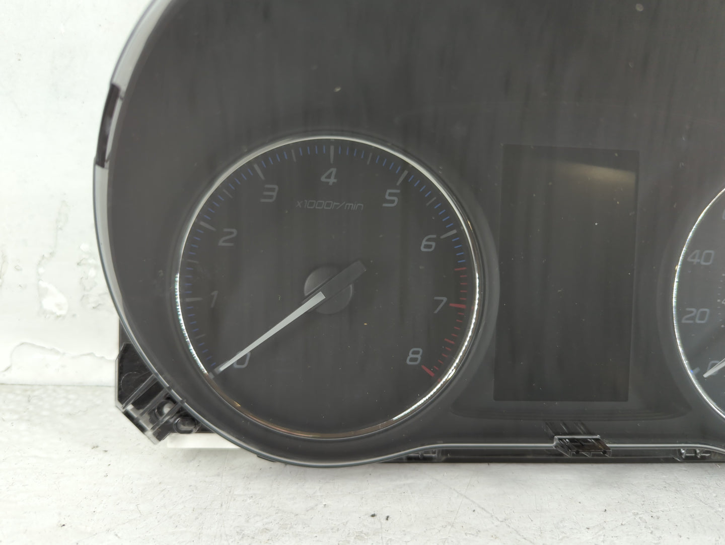 2017 Mitsubishi Outlander Instrument Cluster Speedometer Gauges P/N:0504380420958 MM0059-208, 8100C617 Fits OEM Used Auto Pa