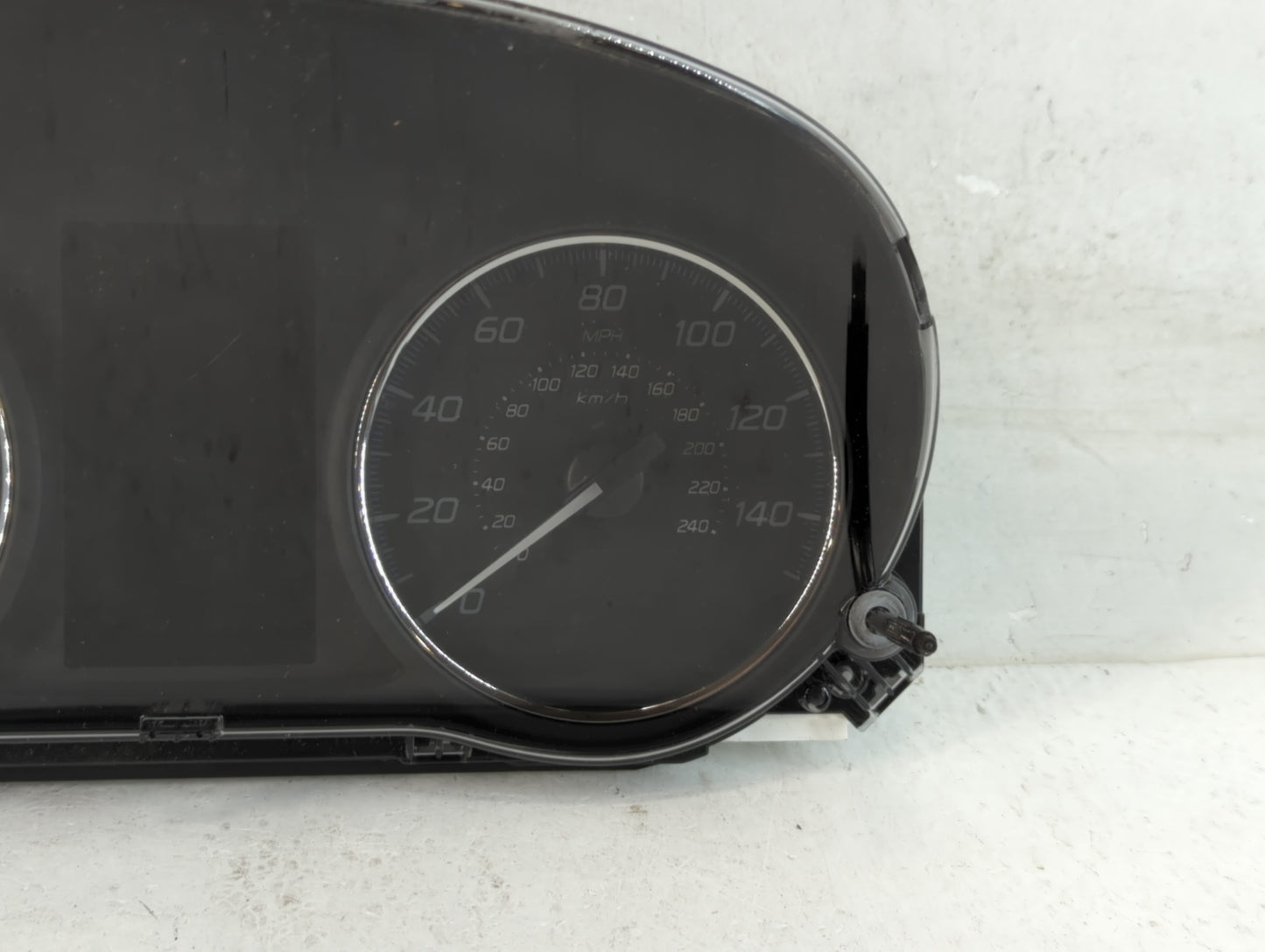 2017 Mitsubishi Outlander Instrument Cluster Speedometer Gauges P/N:MM0059-208 8100C617 Fits OEM Used Auto Parts - Oemusedau