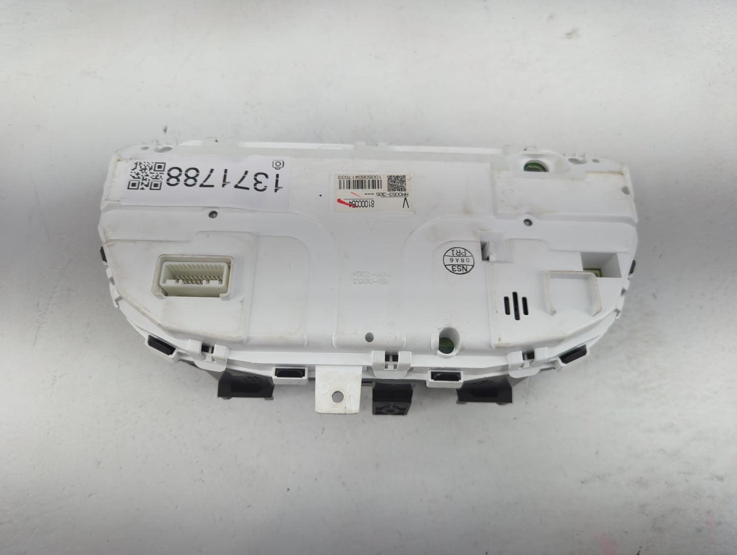 2013-2017 Mitsubishi Outlander Sport Instrument Cluster Speedometer Gauges P/N:8100C054 Fits Fits 2013 2014 2015 2016 2017 O