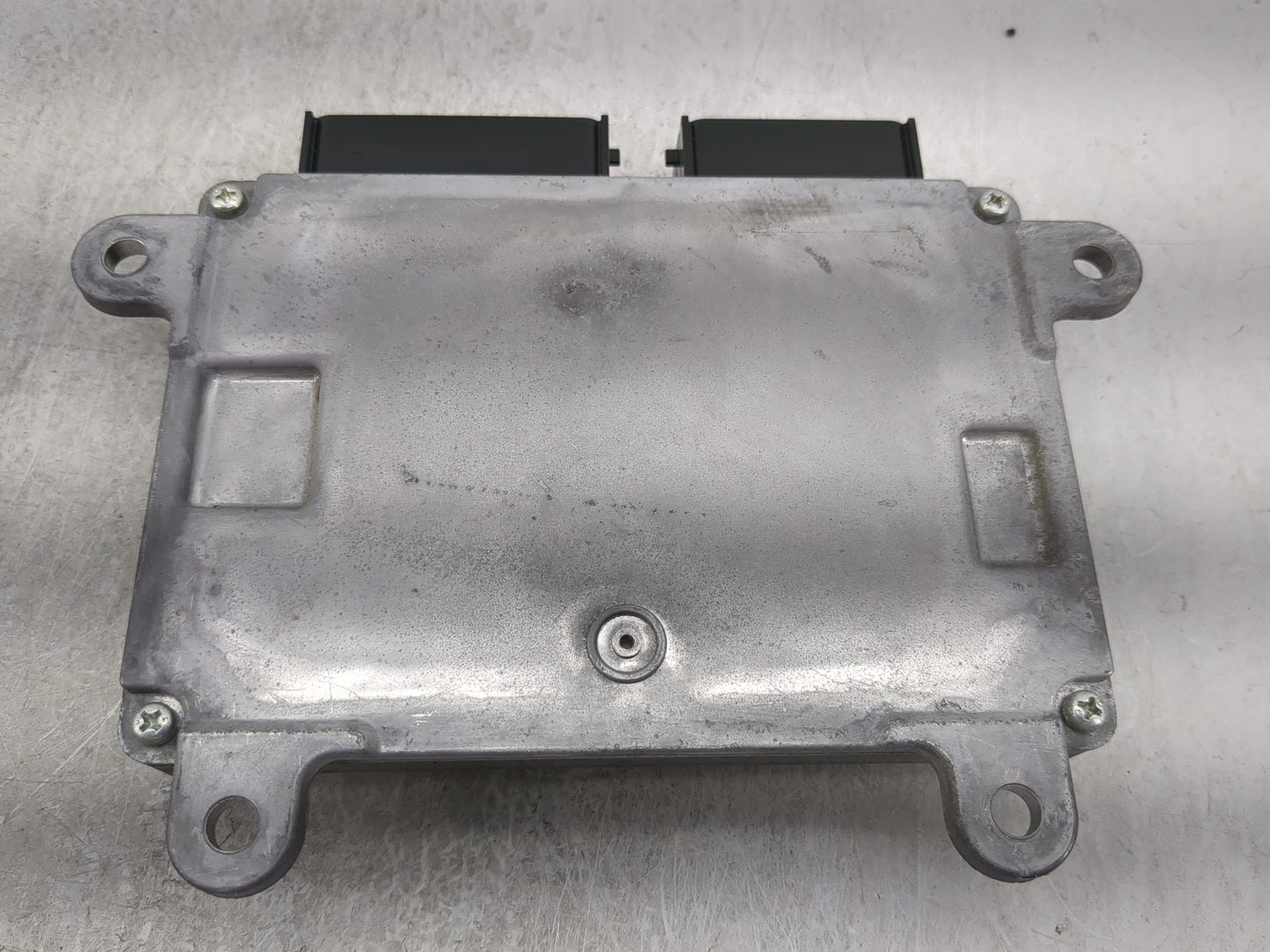 2016-2017 Mitsubishi Outlander Sport PCM Engine Control Computer ECU ECM PCU OEM P/N:E6T83573 1860C813 Fits Fits 2016 2017 O