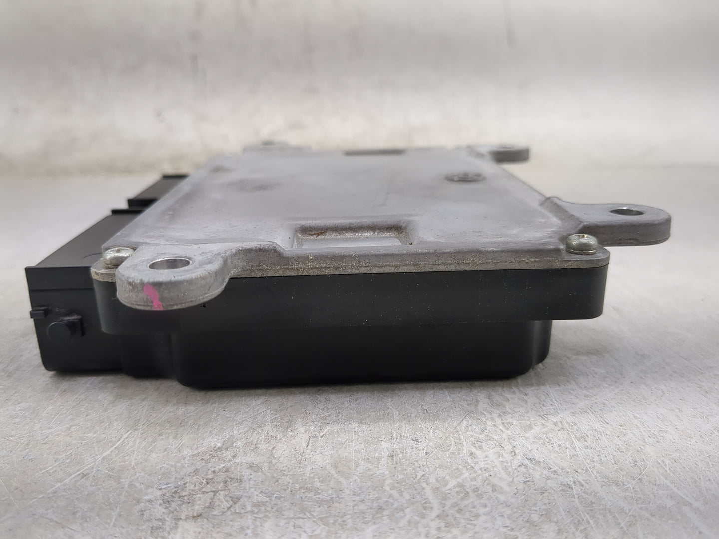 2016-2017 Mitsubishi Outlander Sport PCM Engine Control Computer ECU ECM PCU OEM P/N:E6T83573 1860C813 Fits Fits 2016 2017 O