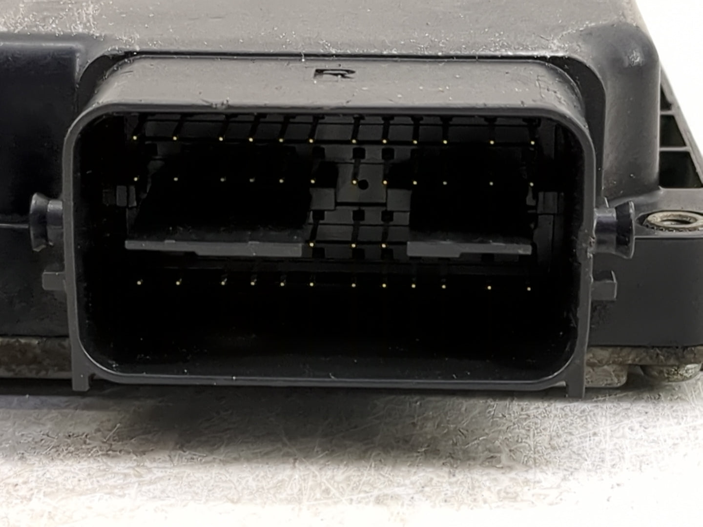 2016-2017 Mitsubishi Outlander Sport PCM Engine Control Computer ECU ECM PCU OEM P/N:1860C815 E6T83578 H Fits Fits 2016 2017