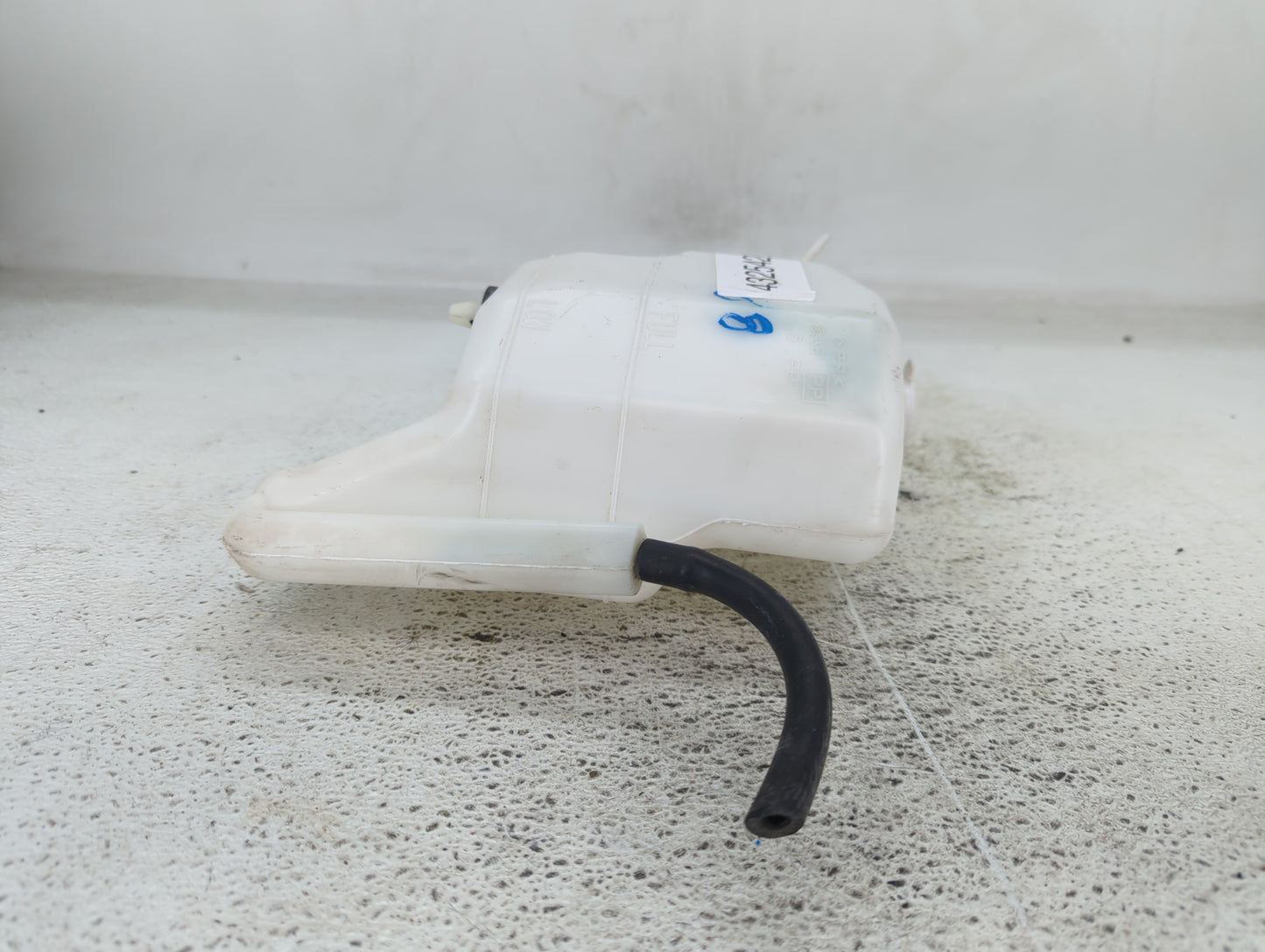 2011 Outlander Sport Radiator Coolant Overflow Expansion Tank Bottle - Oemusedautoparts1.com