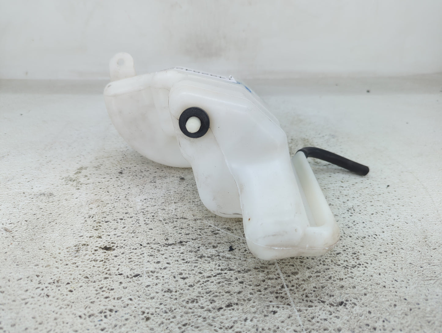 2011 Outlander Sport Radiator Coolant Overflow Expansion Tank Bottle - Oemusedautoparts1.com