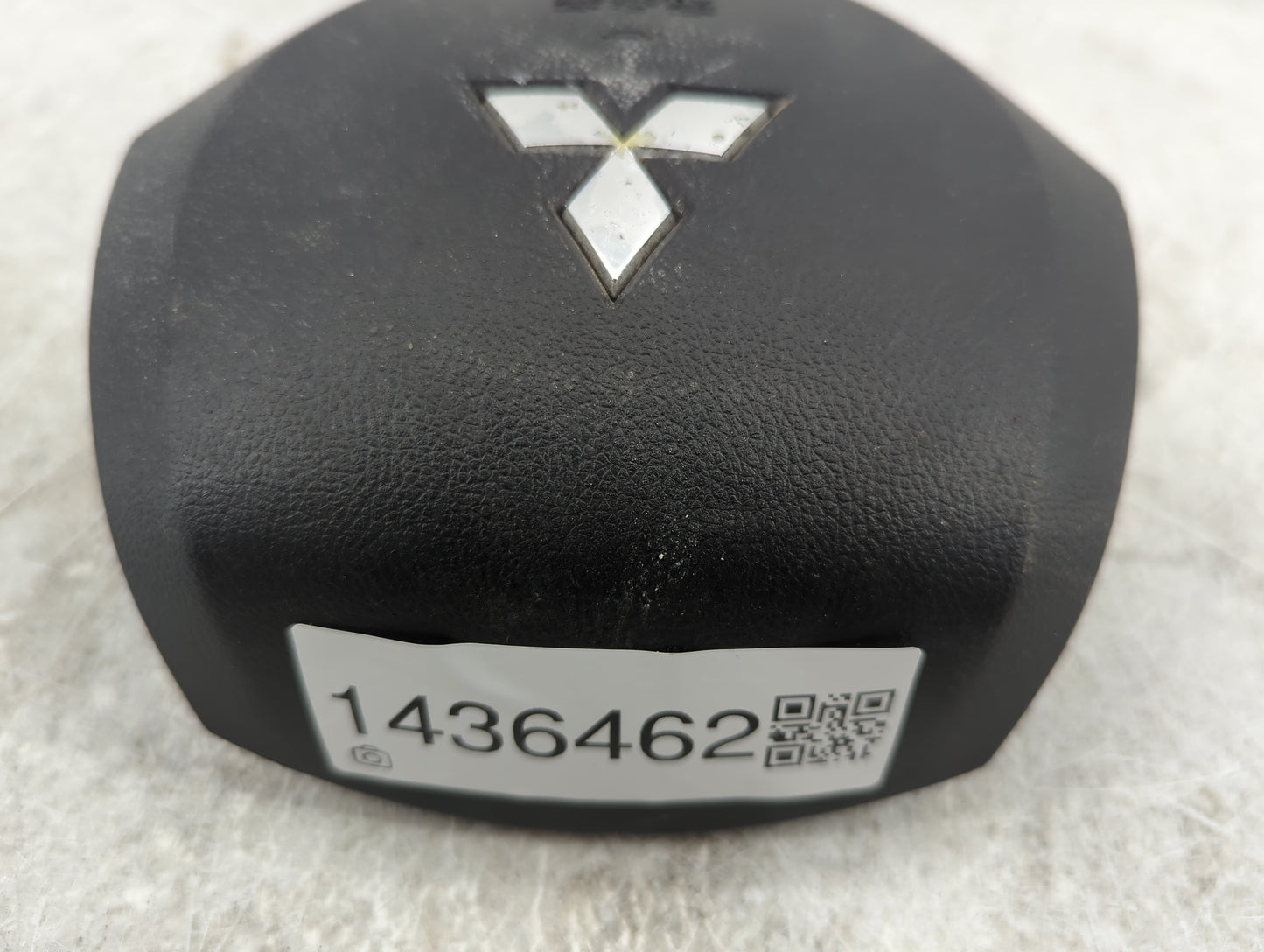 2017 Mitsubishi Outlander Sport Air Bag Driver Left Steering Wheel Mounted P/N:BT2759HAHC09 7030A648XA, 631010300 Fits OEM U