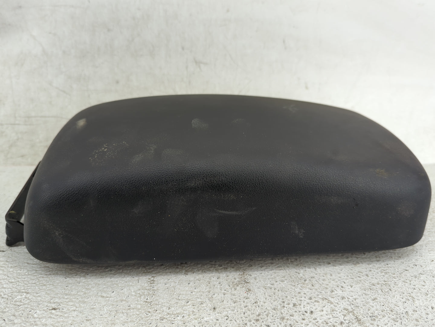 2017 Mitsubishi Outlander Sport Center Console Armrest Cover Lid Fits OEM Used Auto Parts - Oemusedautoparts1.com