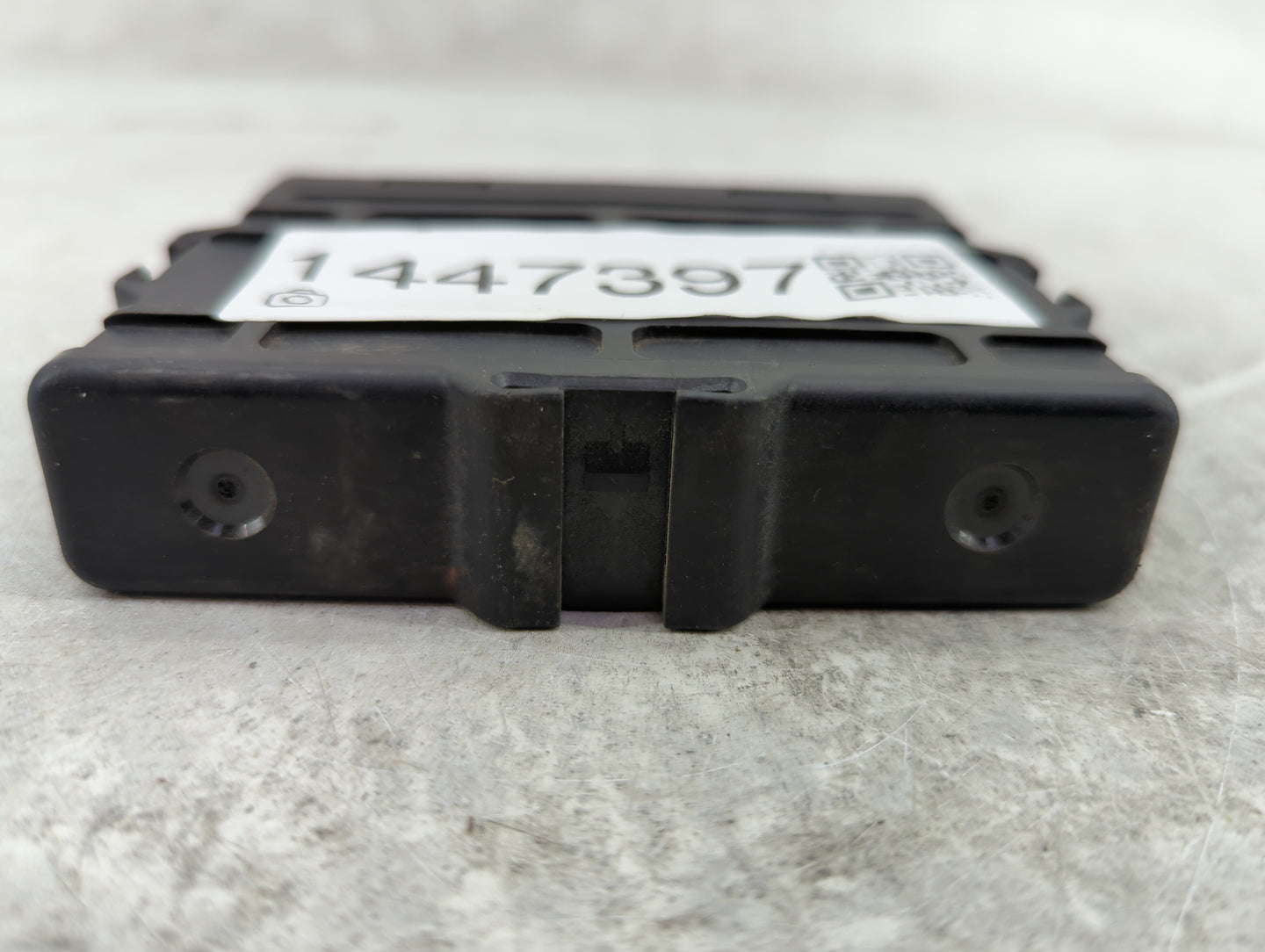 2016-2017 Mitsubishi Outlander Sport Transmission Control Module Tcu Tcm - Oemusedautoparts1.com