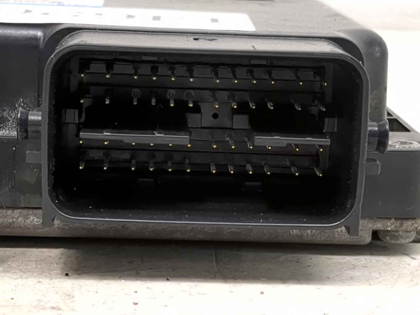 2016-2017 Mitsubishi Outlander Sport PCM Engine Control Computer ECU ECM PCU OEM P/N:1860D040 Fits Fits 2016 2017 OEM Used A