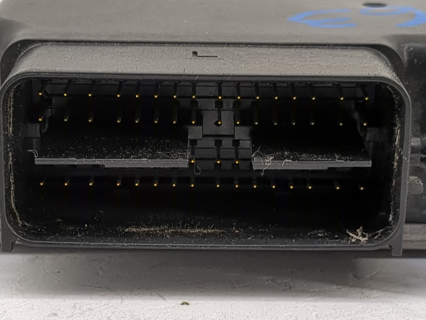 2016-2017 Mitsubishi Outlander Sport PCM Engine Control Computer ECU ECM PCU OEM P/N:1860C813 E6T83573 Fits Fits 2016 2017 O