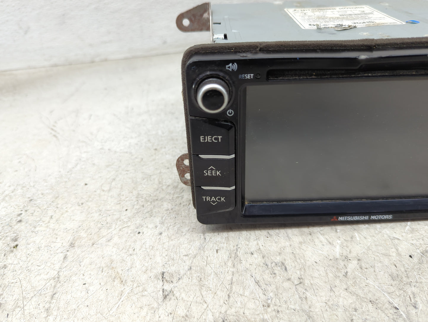 2017 Mitsubishi Outlander Sport Radio AM FM Cd Player Receiver Replacement P/N:MZ360569EX Fits OEM Used Auto Parts - Oemused
