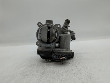 2017 Mitsubishi Outlander Sport Throttle Body P/N:57021 6X05 0243 Fits OEM Used Auto Parts - Oemusedautoparts1.com
