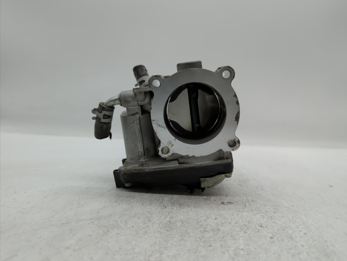 2017 Mitsubishi Outlander Sport Throttle Body P/N:57021 6X05 0243 Fits OEM Used Auto Parts - Oemusedautoparts1.com
