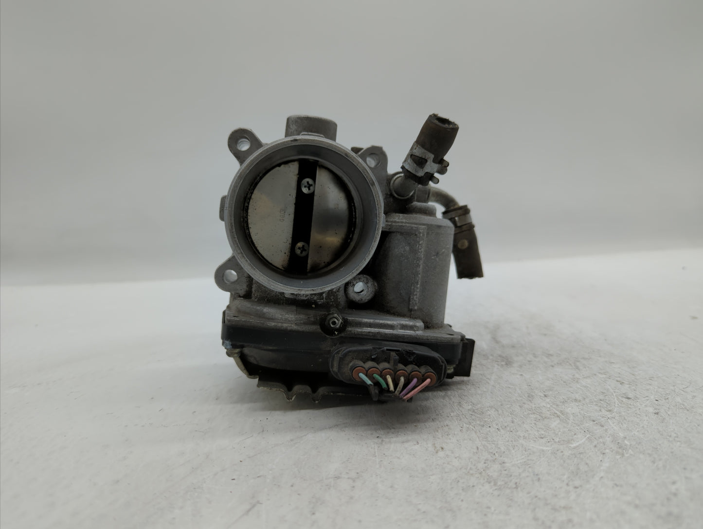 2017 Mitsubishi Outlander Sport Throttle Body P/N:57021 6X05 0243 Fits OEM Used Auto Parts - Oemusedautoparts1.com