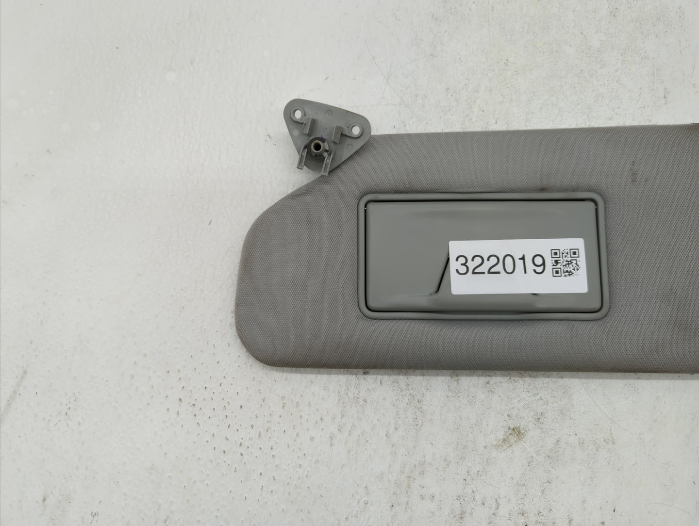2017 Mitsubishi Outlander Sport Sun Visor Shade Replacement Driver Left Mirror Fits OEM Used Auto Parts - Oemusedautoparts1.