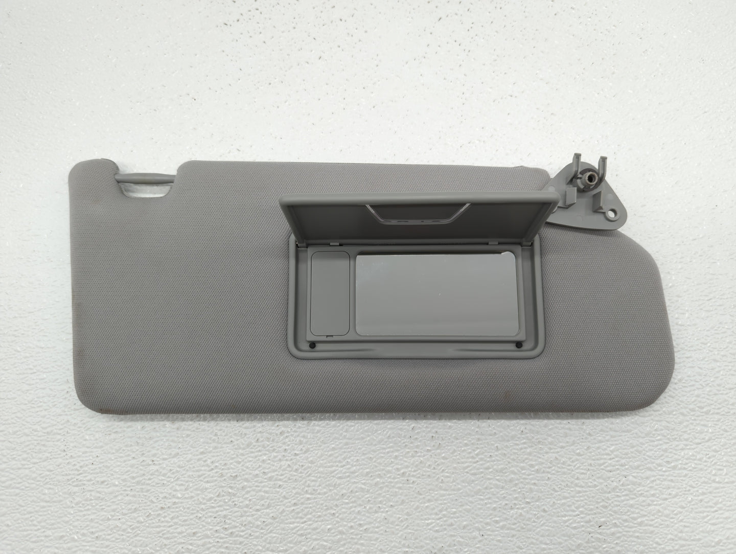 2016-2017 Mitsubishi Outlander Sport Sun Visor Shade Replacement Passenger Right Mirror Fits Fits 2016 2017 OEM Used Auto Pa