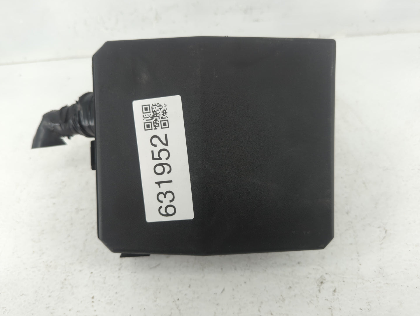 2012-2017 Mitsubishi Outlander Sport Fusebox Fuse Box Panel Relay Module P/N:8565A268 Fits Fits 2012 2013 2014 2015 2016 201