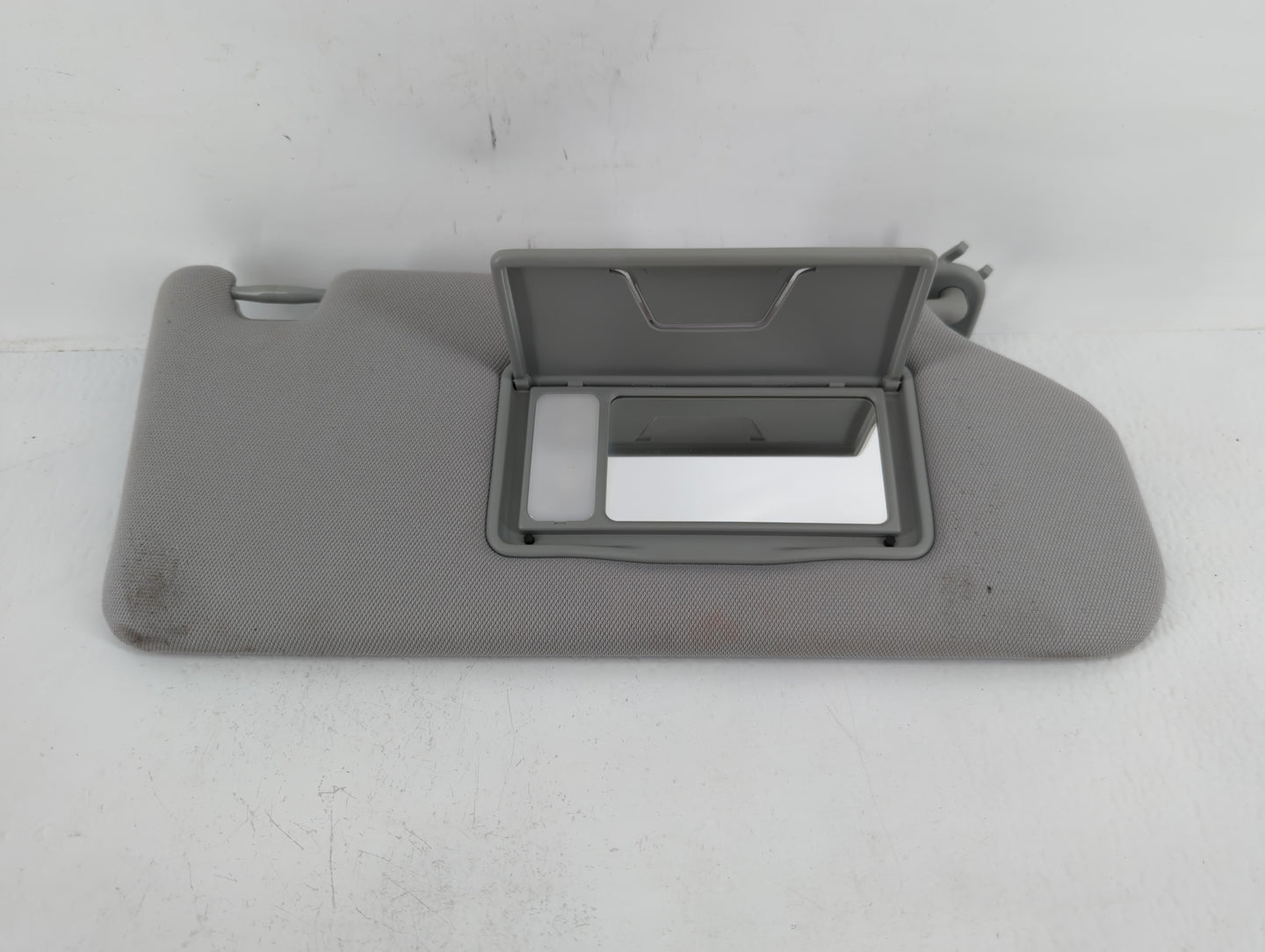 2016-2017 Mitsubishi Outlander Sport Sun Visor Shade Replacement Passenger Right Mirror Fits Fits 2016 2017 OEM Used Auto Pa