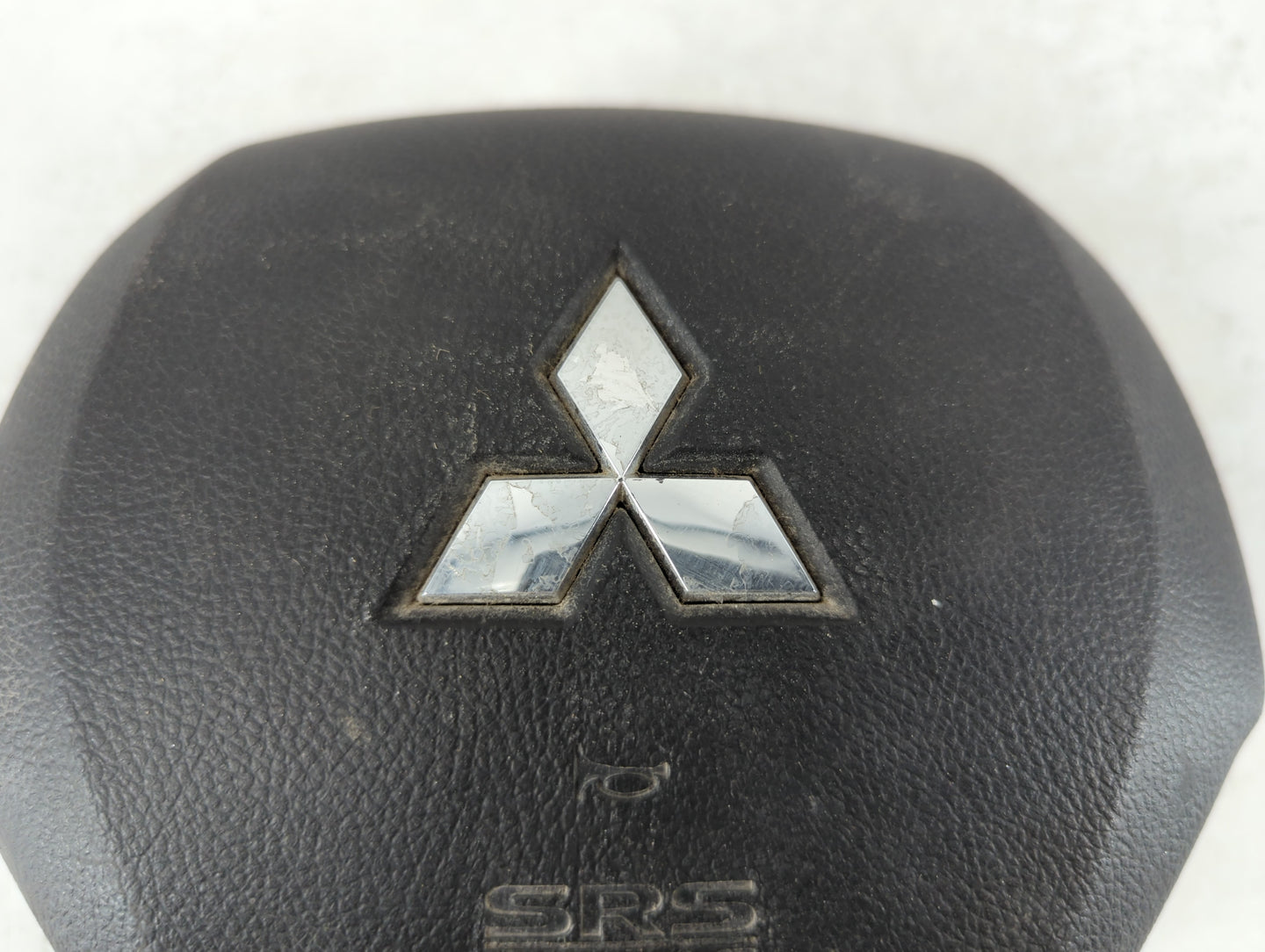 2016-2017 Mitsubishi Outlander Sport Air Bag Driver Left Steering Wheel Mounted P/N:631010300 7030A648XA Fits Fits 2016 2017