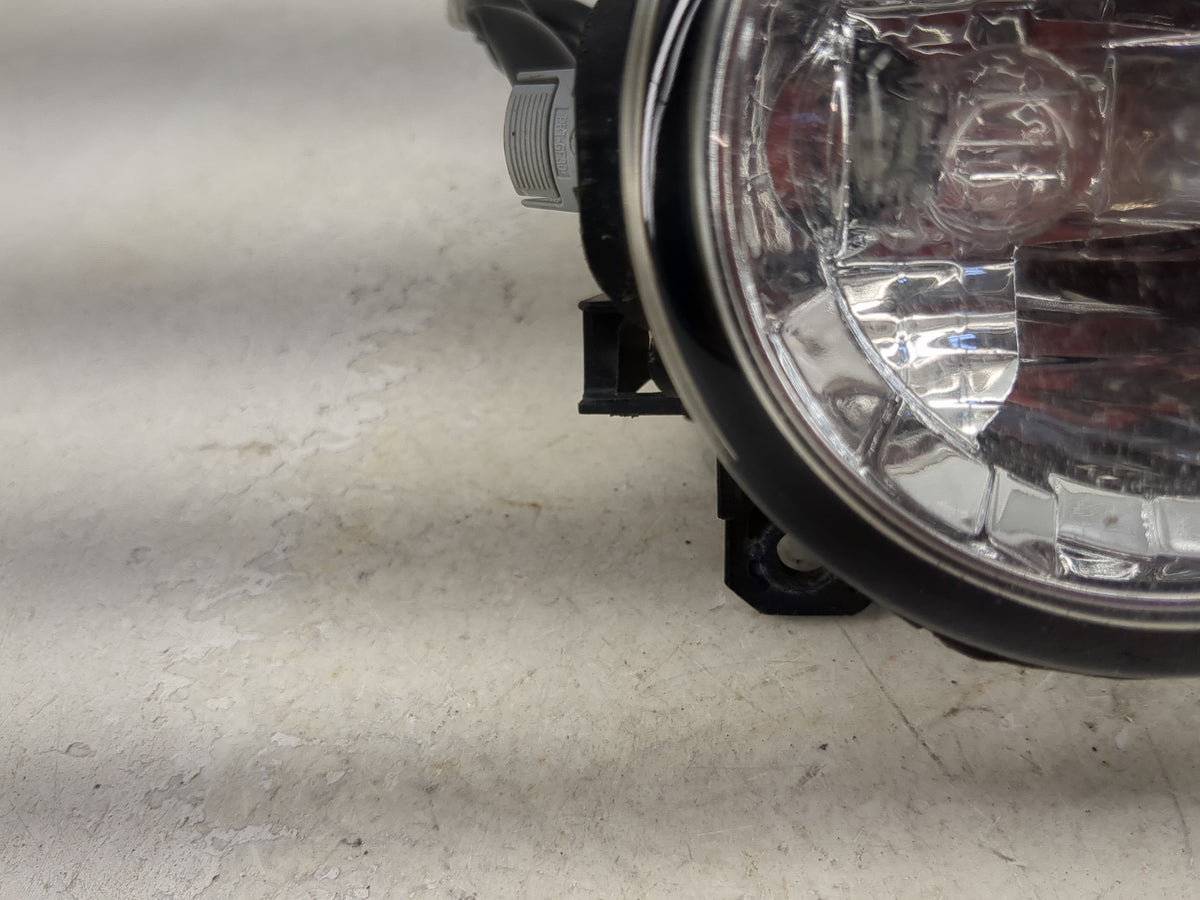 2011-2022 Mitsubishi Rvr Driver Left Oem Fog Light Lamp Black - Oemusedautoparts1.com