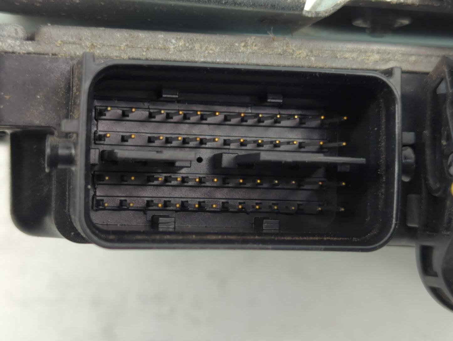 2016-2017 Mitsubishi Rvr PCM Engine Control Computer ECU ECM PCU OEM P/N:E6T83573 1860C813 Fits Fits 2016 2017 OEM Used Auto