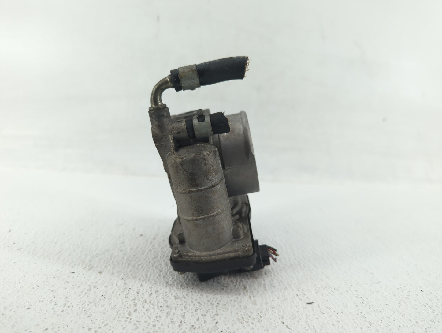 2009-2020 Nissan 370z Throttle Body P/N:RME60-16 526-01 Fits OEM Used Auto Parts - Oemusedautoparts1.com