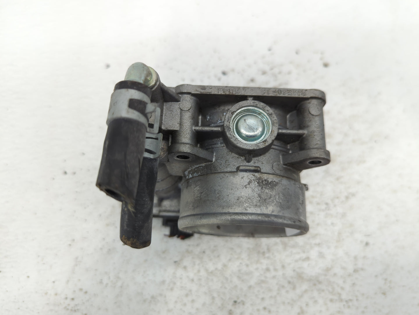 2009-2020 Nissan 370z Throttle Body P/N:526-01 526-020Z07 Fits OEM Used Auto Parts - Oemusedautoparts1.com