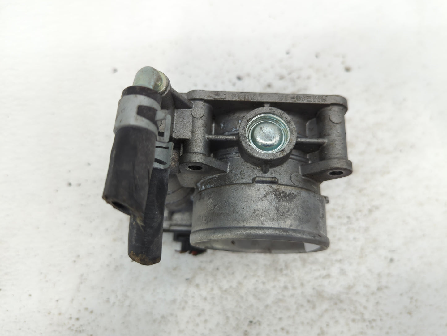 2009-2020 Nissan 370z Throttle Body P/N:526-01 526-020Z07 Fits OEM Used Auto Parts - Oemusedautoparts1.com
