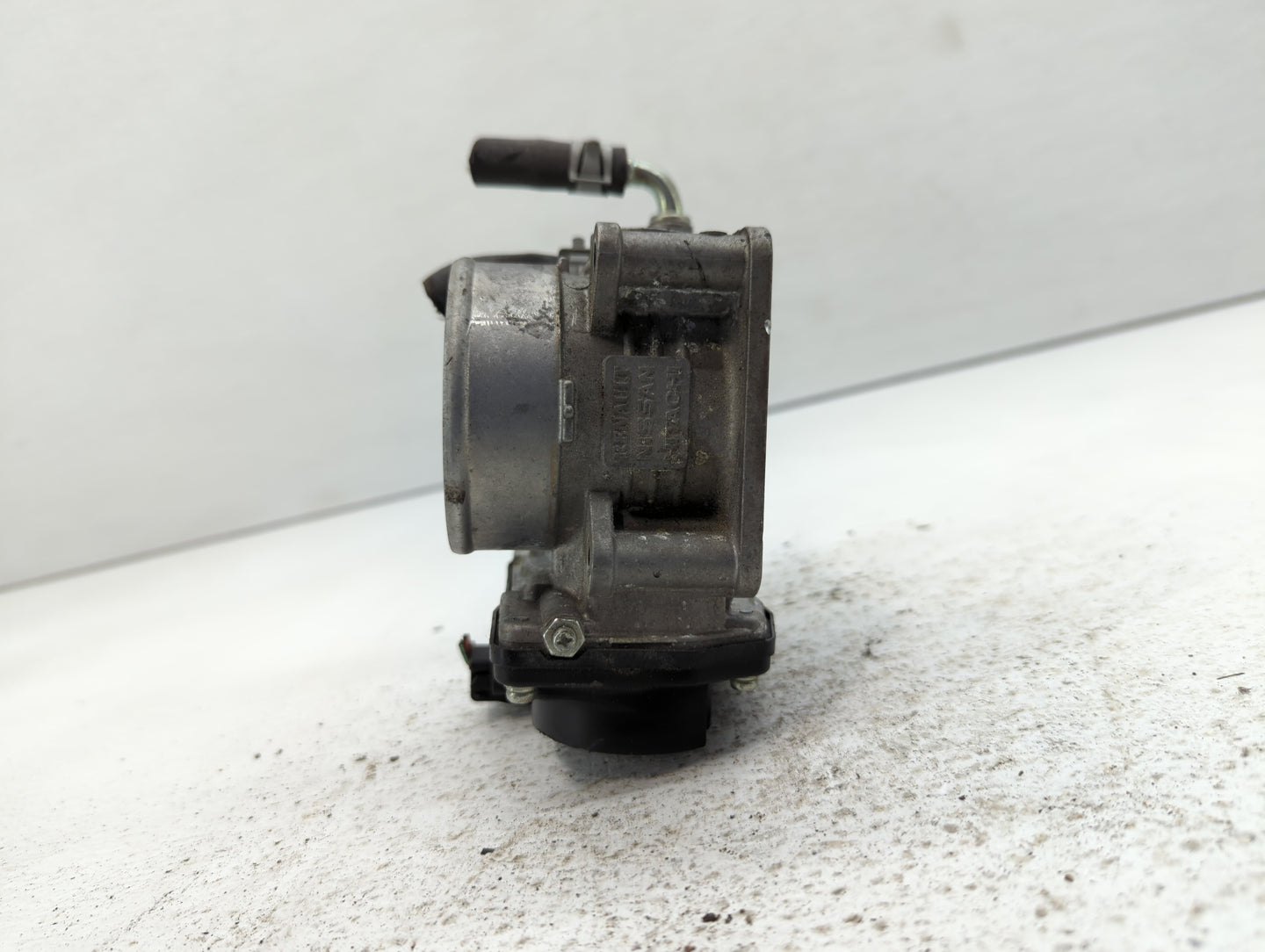 2009-2020 Nissan 370z Throttle Body P/N:526-01 526-020Z07 Fits OEM Used Auto Parts - Oemusedautoparts1.com