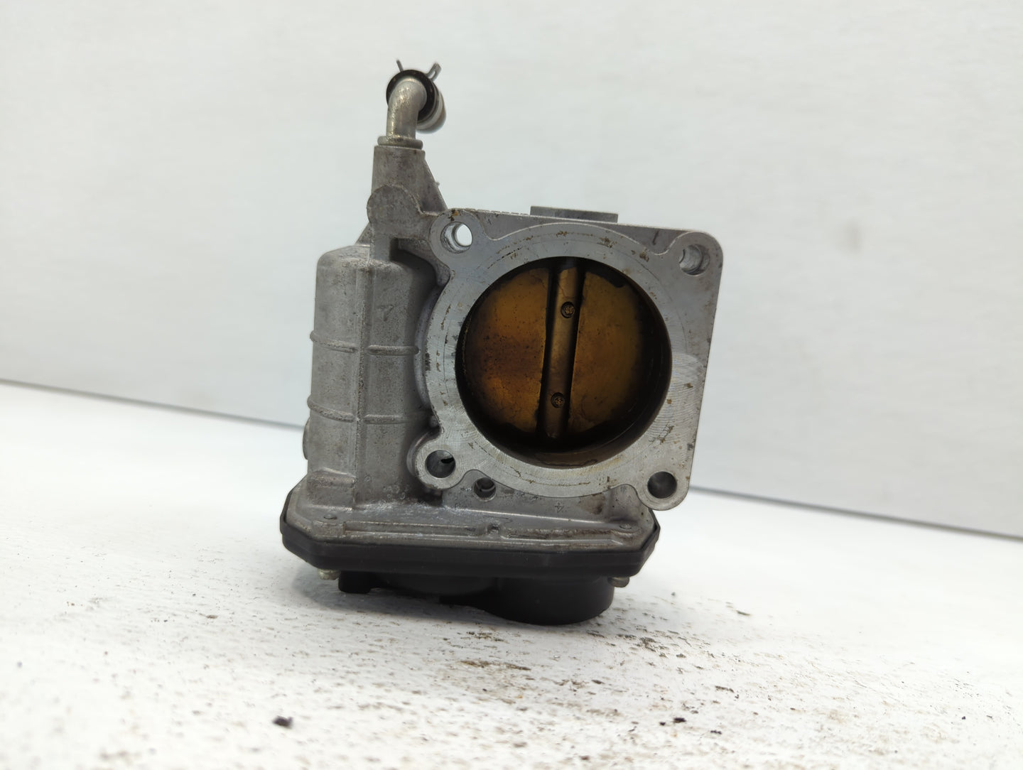 2009-2020 Nissan 370z Throttle Body P/N:526-02 526-01 Fits OEM Used Auto Parts - Oemusedautoparts1.com