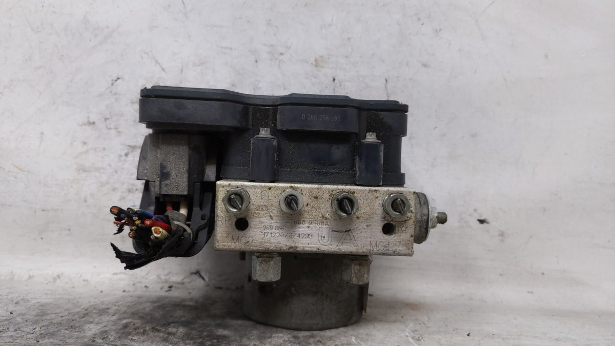 2016-2017 Nissan Altima Anti-Lock Brake ABS Pump Module Actuator OEM P/N:47660-9HU0A Fits Fits 2016 2017 OEM Used Auto Parts