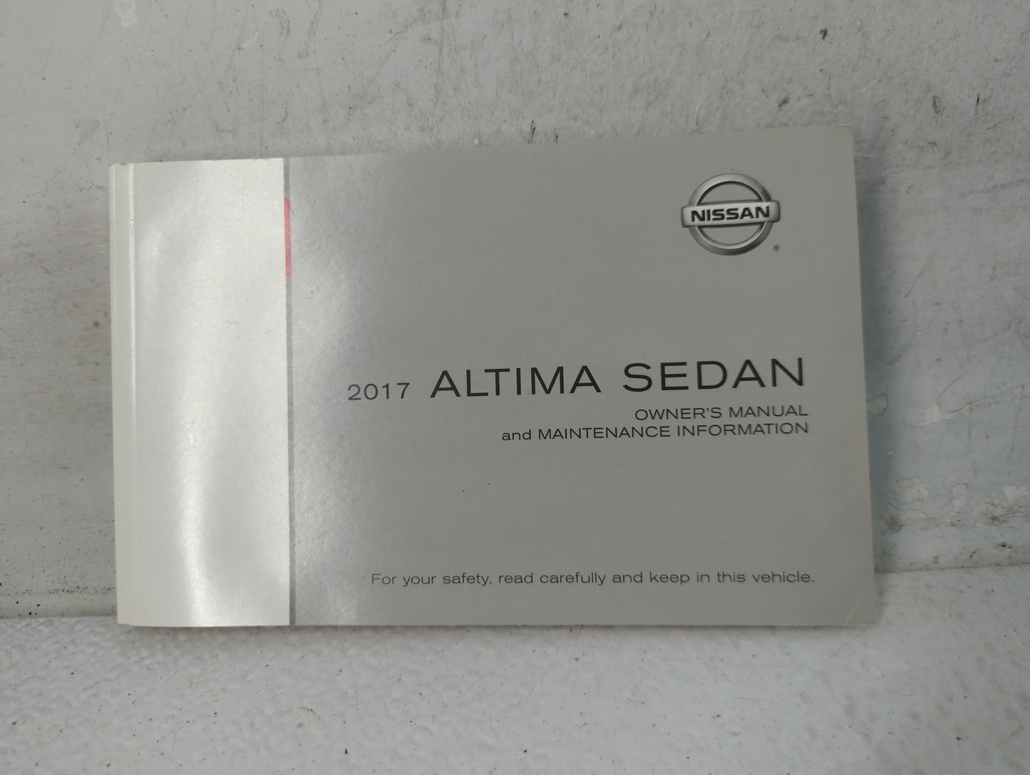 2017 Nissan Altima Owners Manual Book Guide P/N:OM17EA 0L33U0 OEM Used Auto Parts - Oemusedautoparts1.com