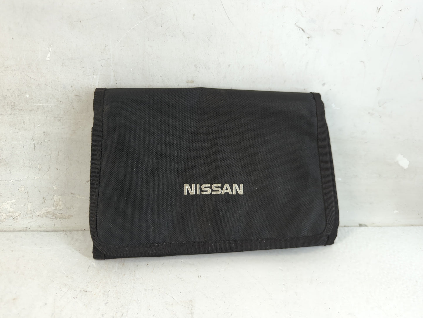 2017 Nissan Altima Owners Manual Book Guide P/N:OM17EA 0L33U0 OEM Used Auto Parts - Oemusedautoparts1.com