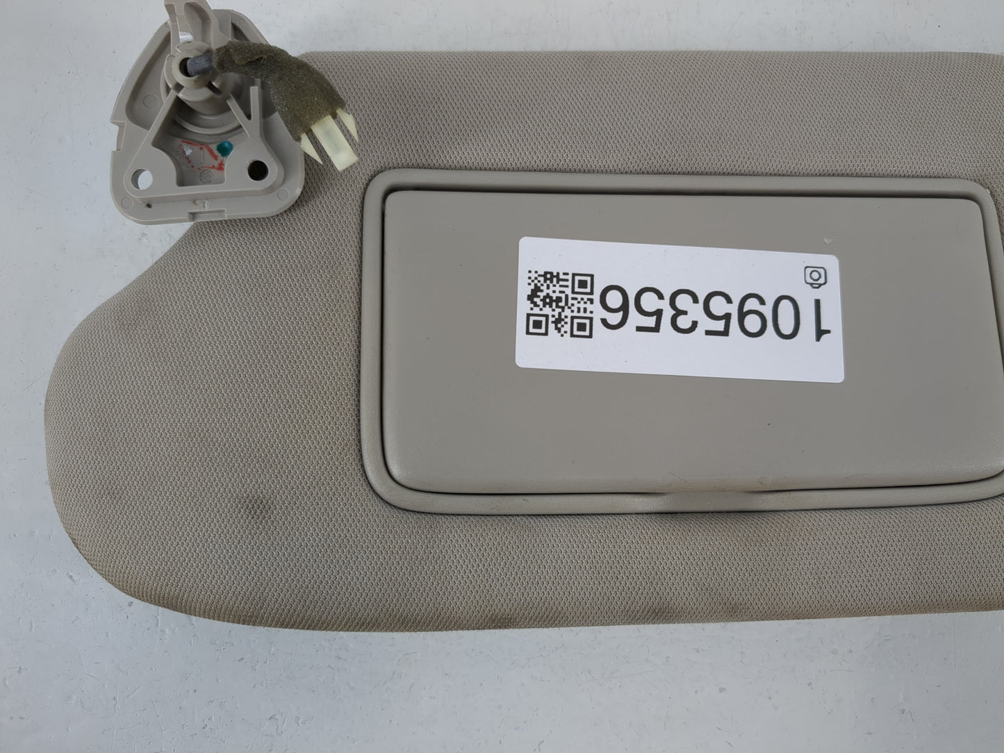 2013-2018 Nissan Altima Sun Visor Shade Replacement Driver Left Mirror Fits Fits 2013 2014 2015 2016 2017 2018 OEM Used Auto